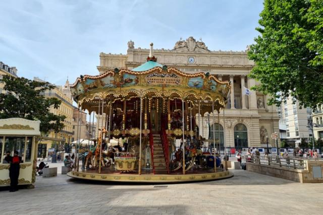 Marseille – La Place Général De Gaulle dans le 1er arrondissement